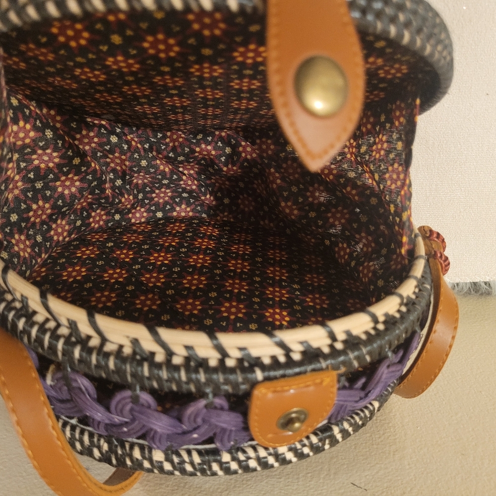 Round 8" Hand woven Rattan Wicker Straw Leather Crossbody Bag  Unique Shoulder - Picture 6 of 8